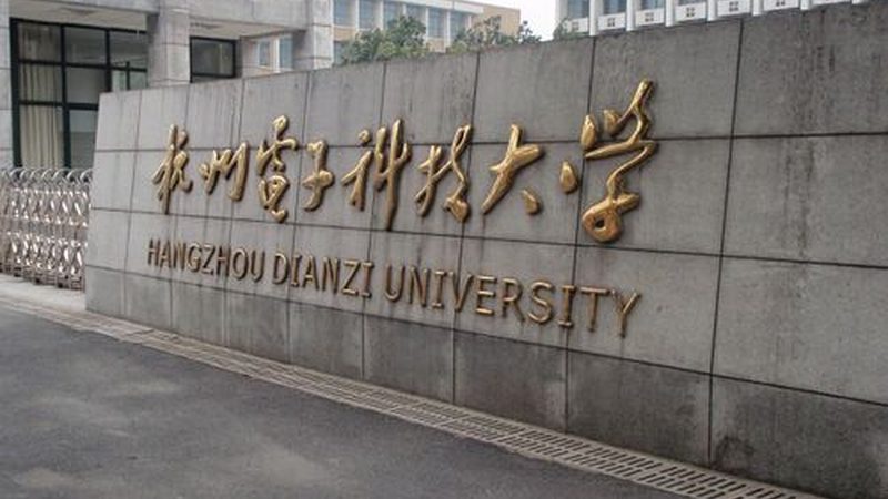 电脑芯片型号探秘：揭秘如何准确识别与查询